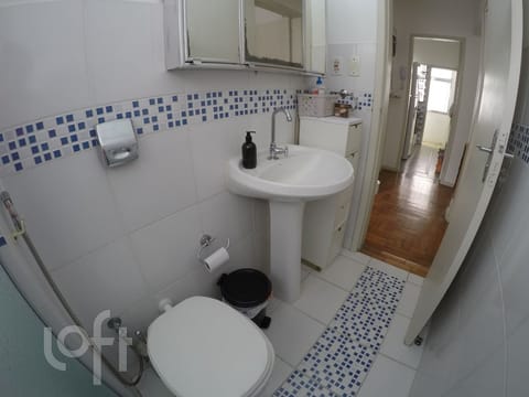 Image 21 - 268660